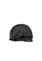Excavated oiled cap