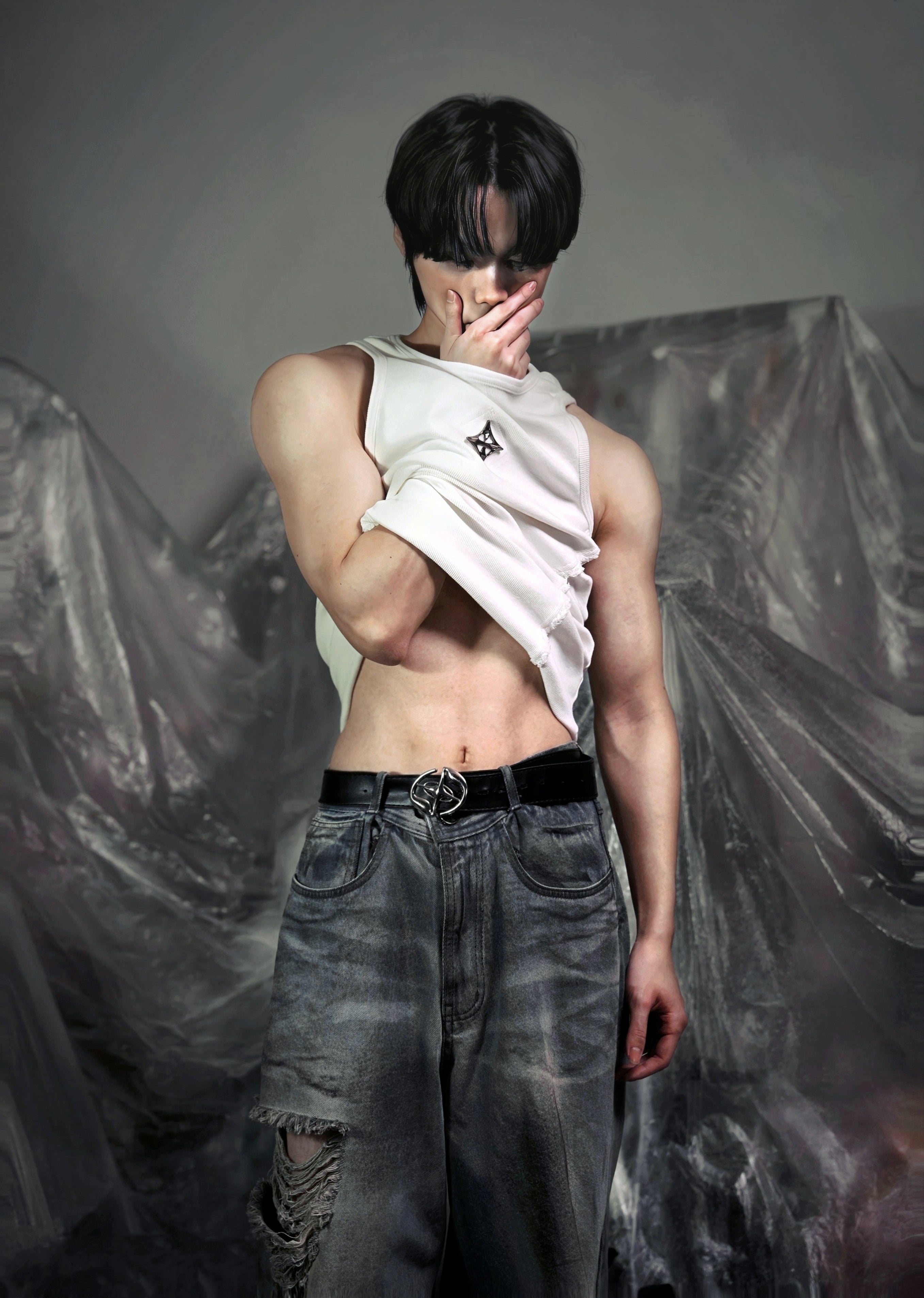 LOGO RIVET SLEEVELESS